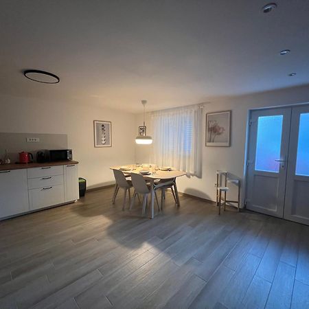 Lady Di Apartment Makarska Bagian luar foto