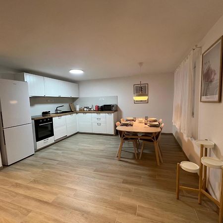 Lady Di Apartment Makarska Bagian luar foto